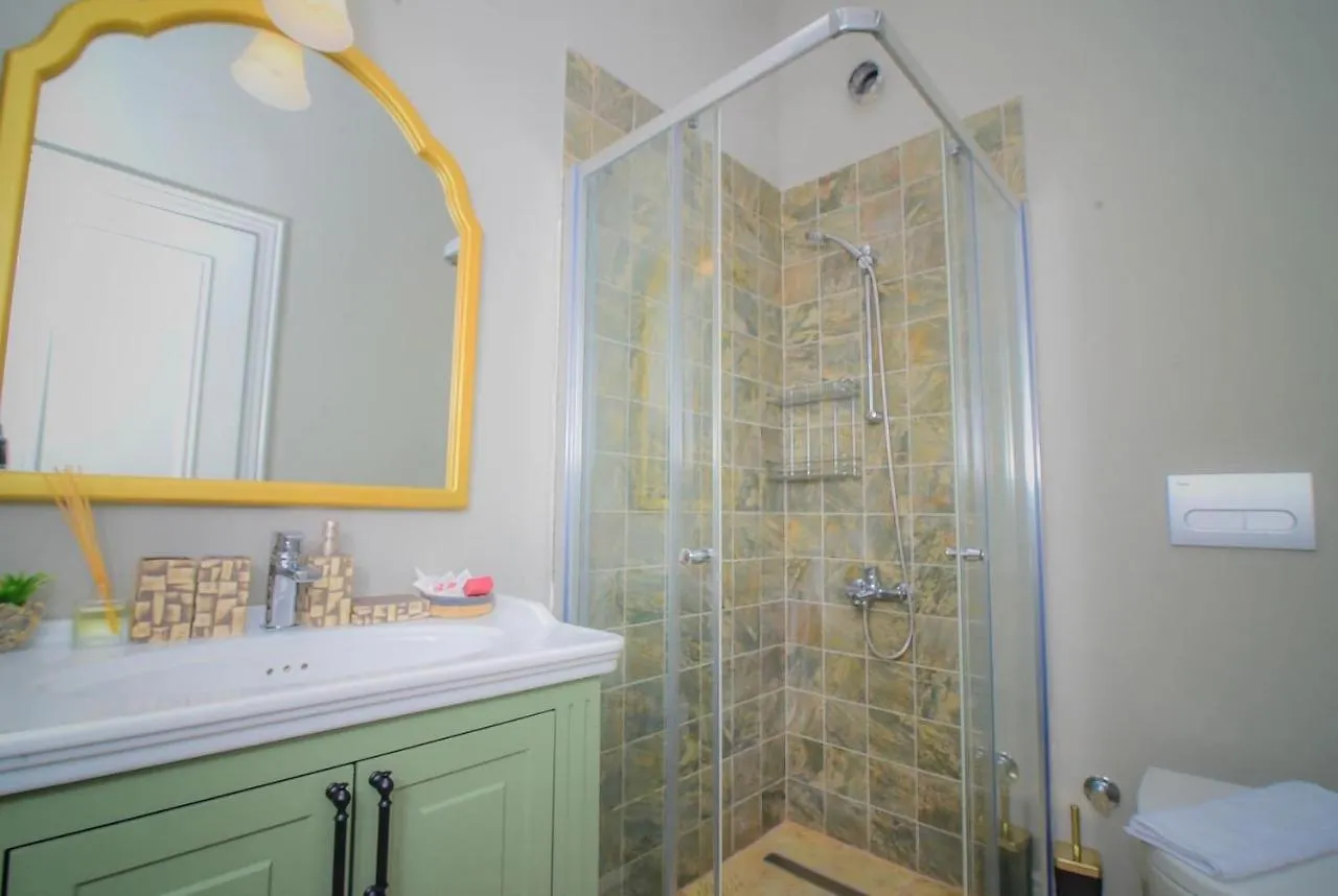 9 Alacati Boutique Hotel
