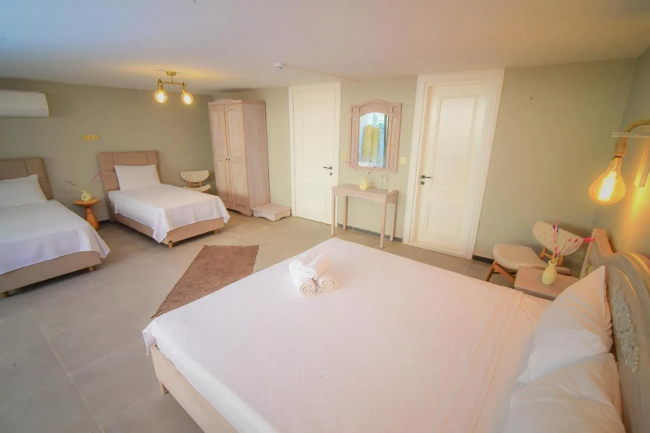 9 Alacati Boutique Hotel Проживание в семье
