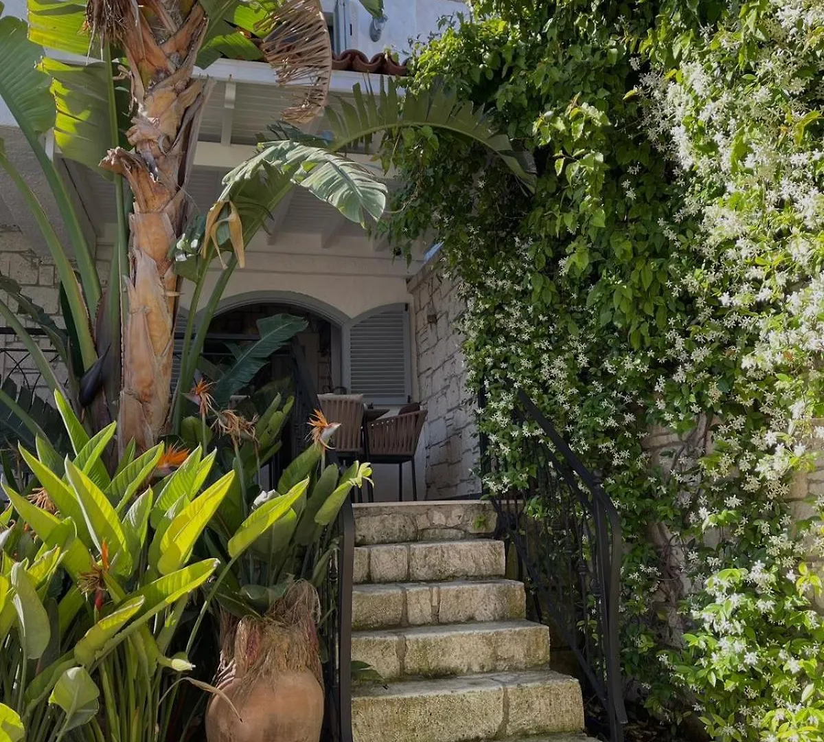 Проживание в семье 9 Alacati Boutique Hotel